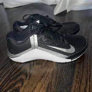 Nike Metcon 6 Black/White Women’s training shoes
